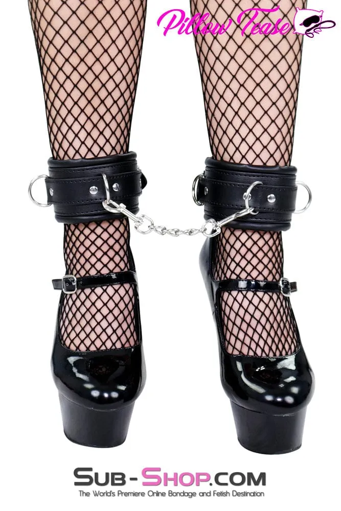 4420MQ      Locking Black Padded Ankle Bondage Cuffs with Chain