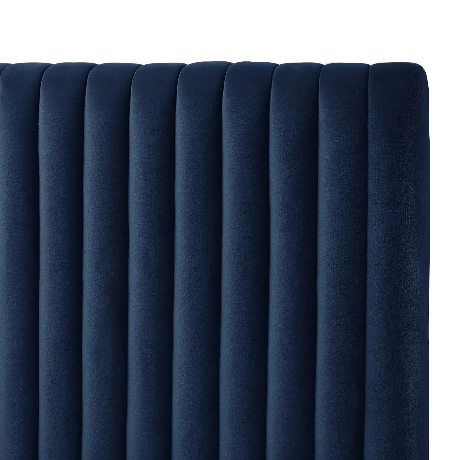 Alanis Platform Bed