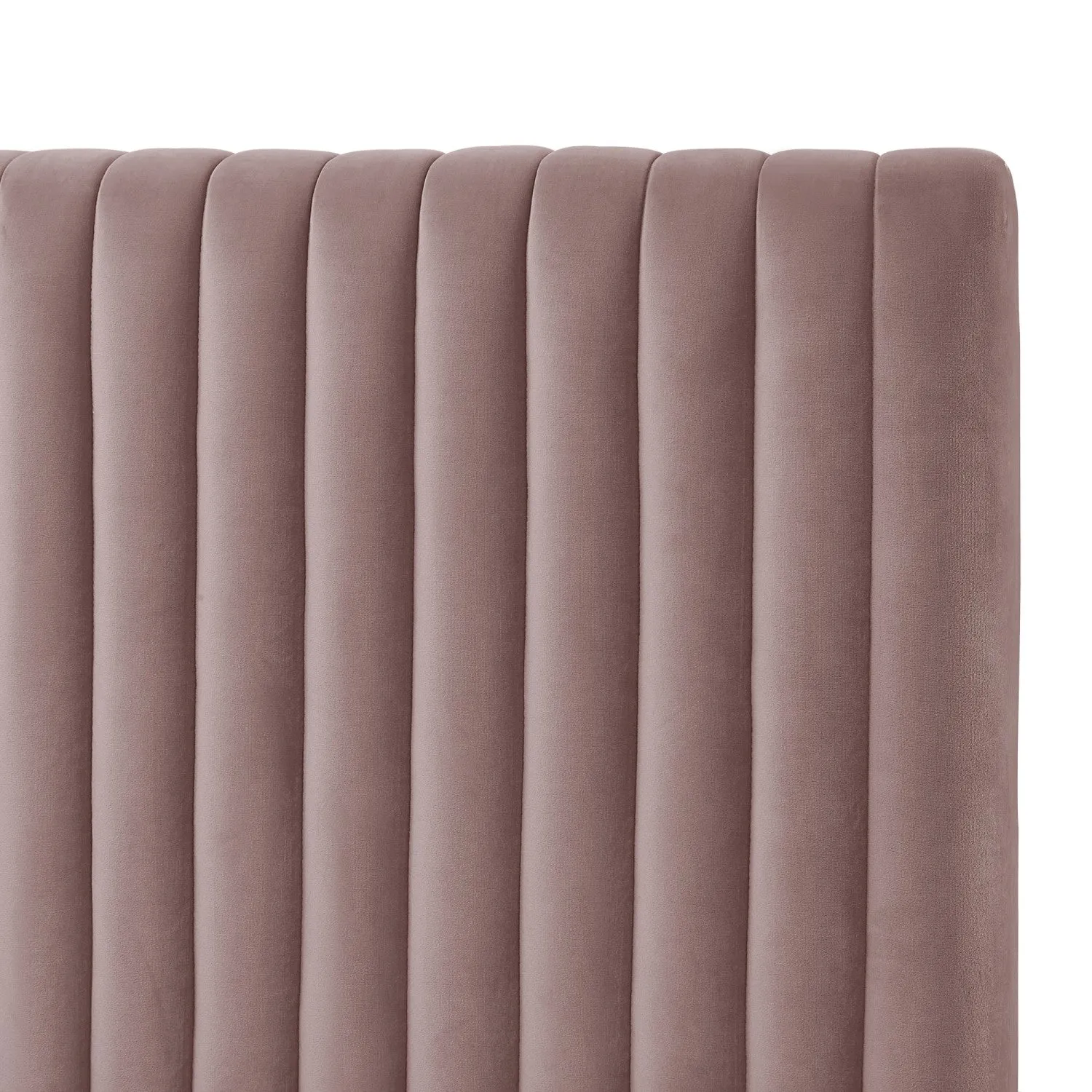 Alanis Platform Bed