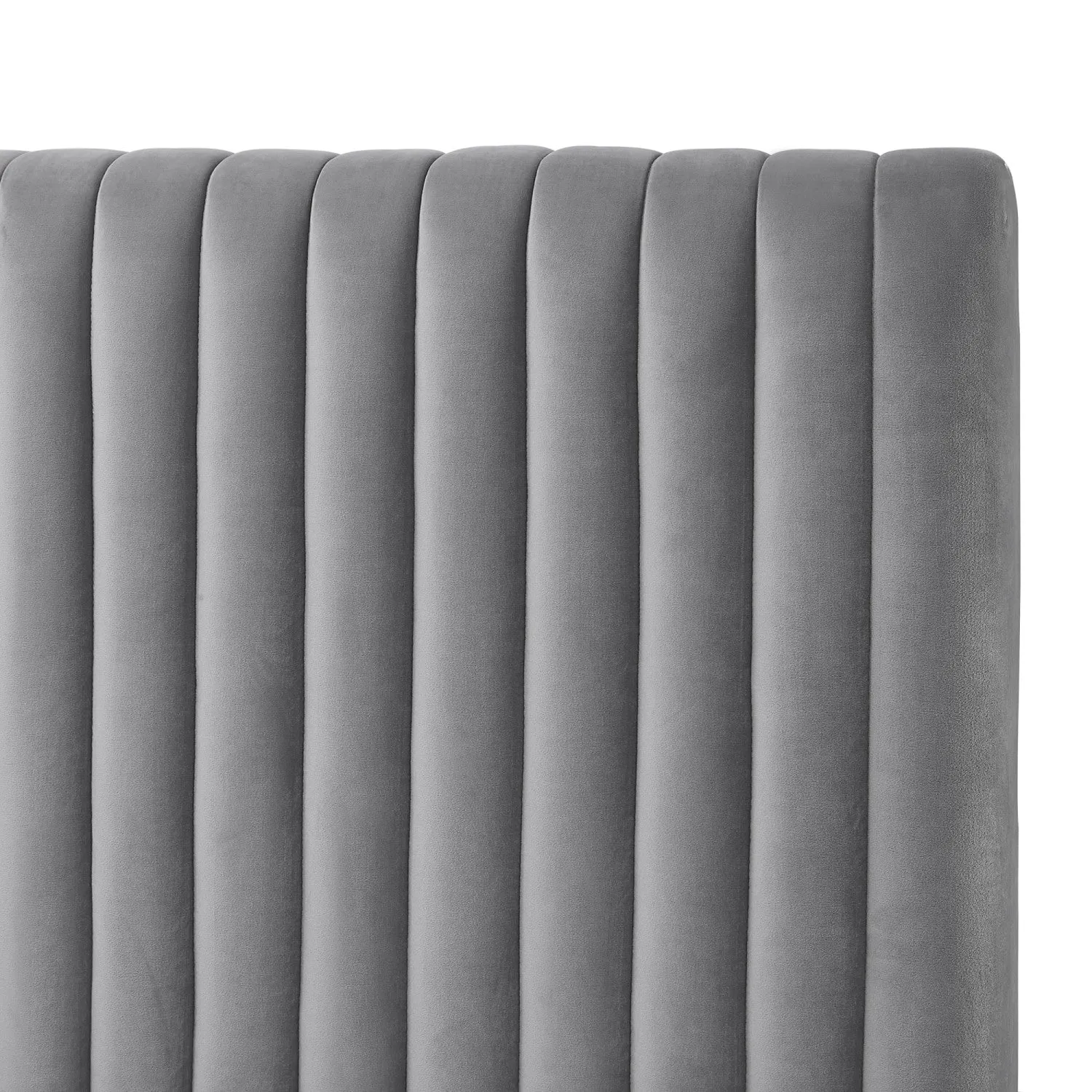 Alanis Platform Bed