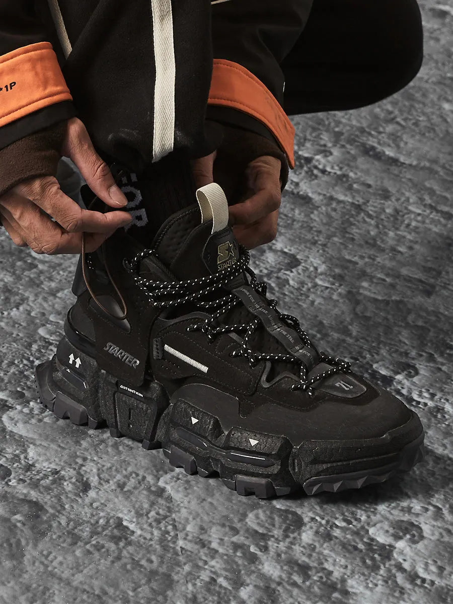 ATTENTION TANK boots