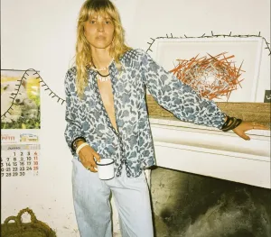 Maison Hotel Beatrice Blouse in Blue Lagoon