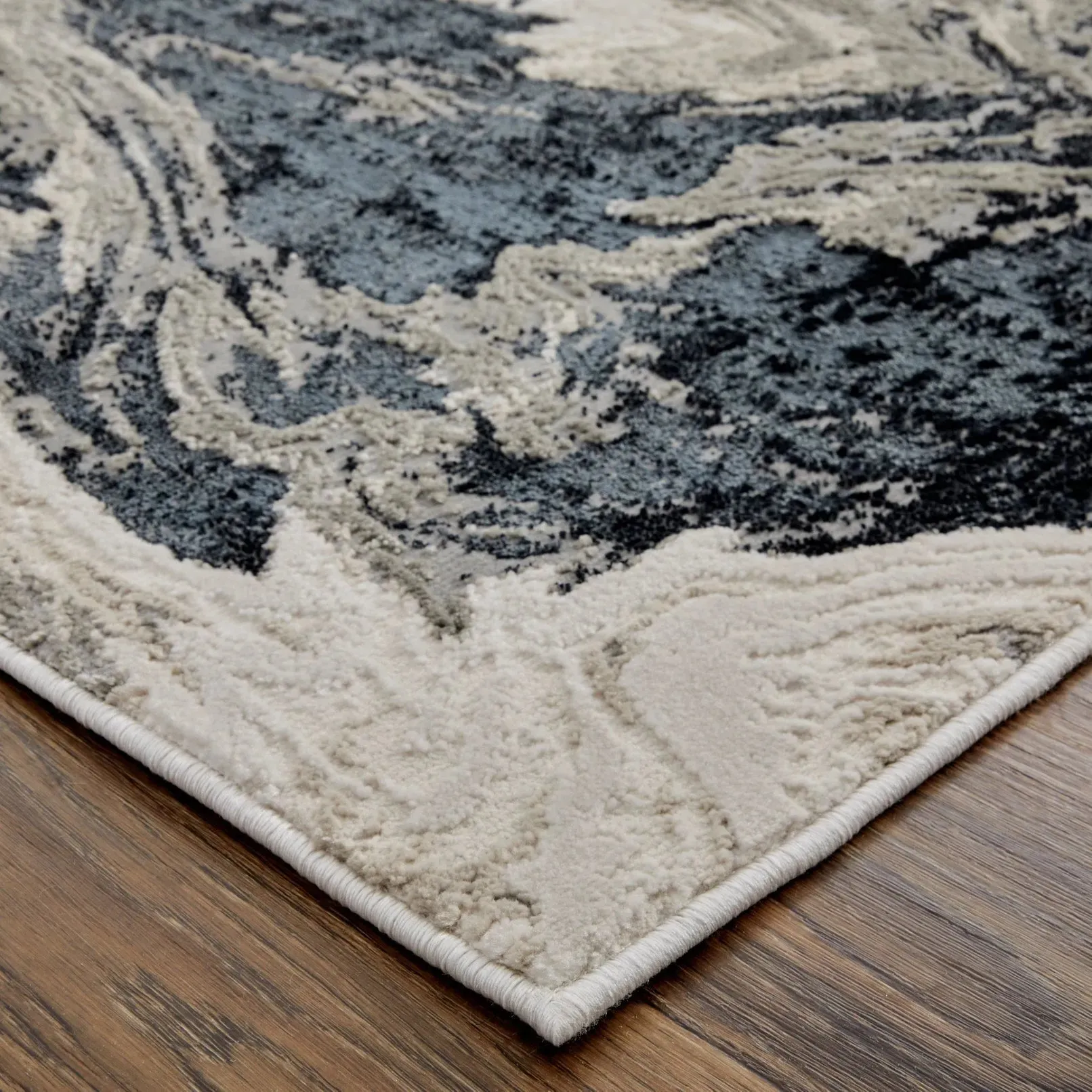Micah 69439LPF Ivory/Black Rug