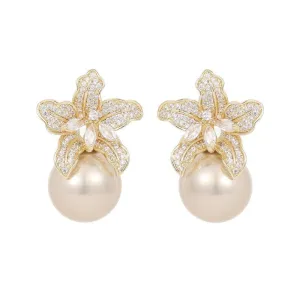 Pre Order:  Retro Lily Flower Pearl Earrings