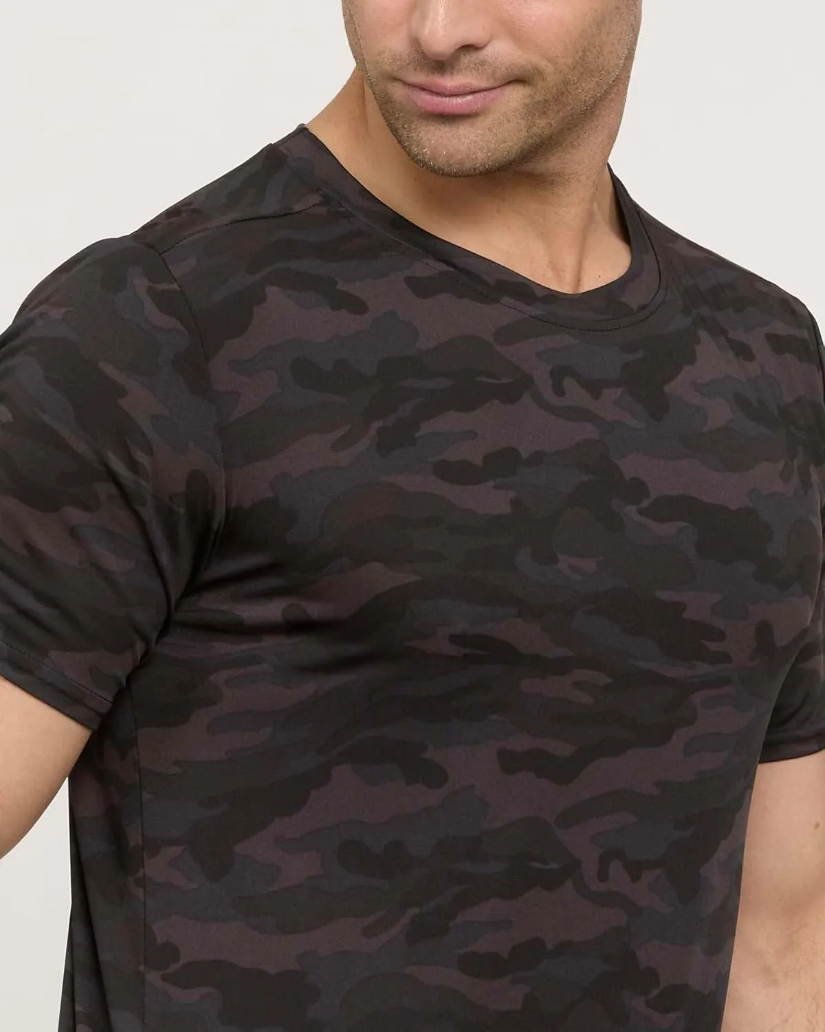 Real Essentials 5 Pack: Men??s Short Sleeve Dry Fit Active Crew Neck T Shirt - Athletic Running Gym Workout Tee Tops